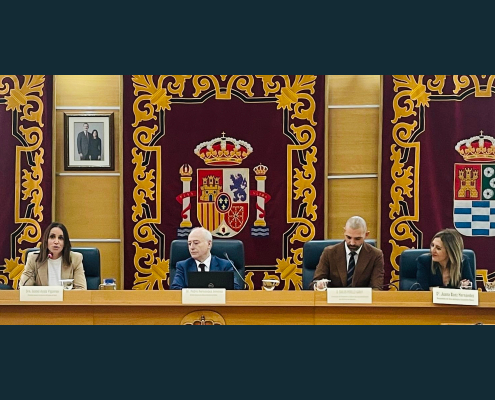 La gerente del Servicio Murciano de Salud (SMS), Isabel Ayala (primera por la izquierda), durante la inauguración de ...