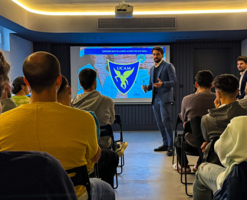 Talk - OVB - Primer equipo - UCAM