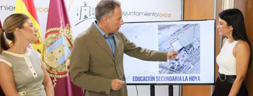 El Gobierno de Lorca da un paso definitivo en la ampliación del CEIP Juan Navarro García de La Hoya para la futura implantación de ESO en el distrito