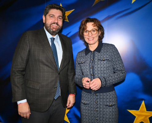 López Miras se reúne con la comisaria europea Jessika Roswall