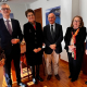 El consejero de Salud, Juan José Pedreño, junto a  la presidenta de la Academia de Farmacia, Stella Moreno, y otros ...