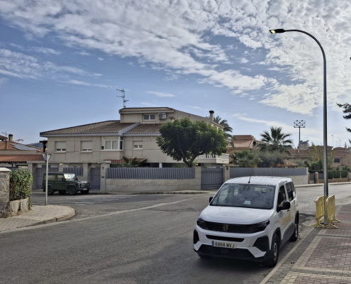 El Ayuntamiento de Águilas instala 32 nuevos puntos de luz y mejora la eficiencia del alumbrado municipal...