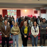 Cerca de 80 profesionales se reúnen para fomentar el bienestar desde una perspectiva de salud en Atención Primaria ...