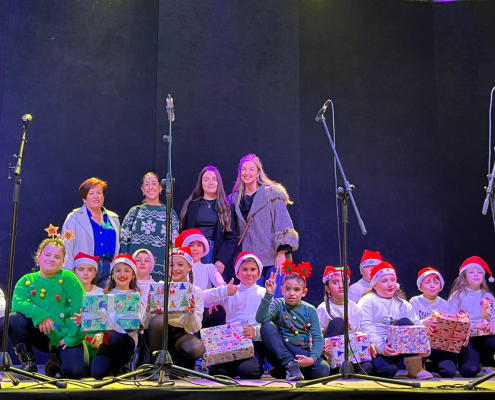 Los escolares aguileños ponen música en Navidad