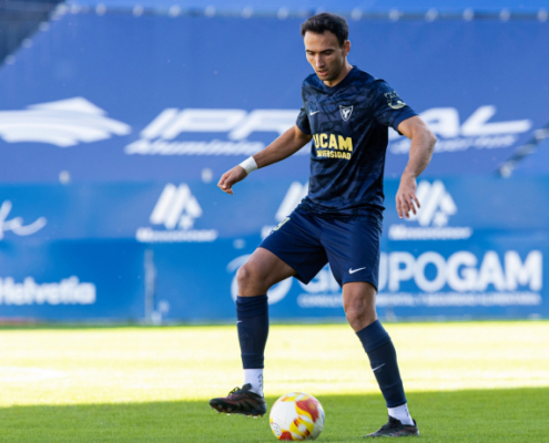 Juanma Bravo durante un partido en el estadio Heredia 21 La Condomina