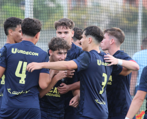 Celebración del gol del Juvenil A