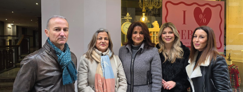 El frío de este invierno ha desplazado las ventas hacia ropa abrigada y equipos para el hogar, que también se espera que ocupen un lugar destacado en las "Rebajas de enero".