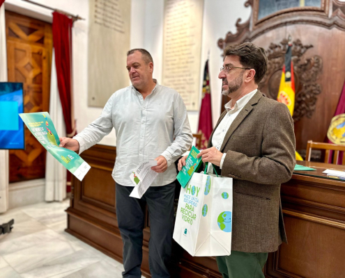 El Ayuntamiento de Lorca y Ecovidrio impulsan una intensa campaña para mejorar el reciclaje del vidrio mediante inteligencia artificial