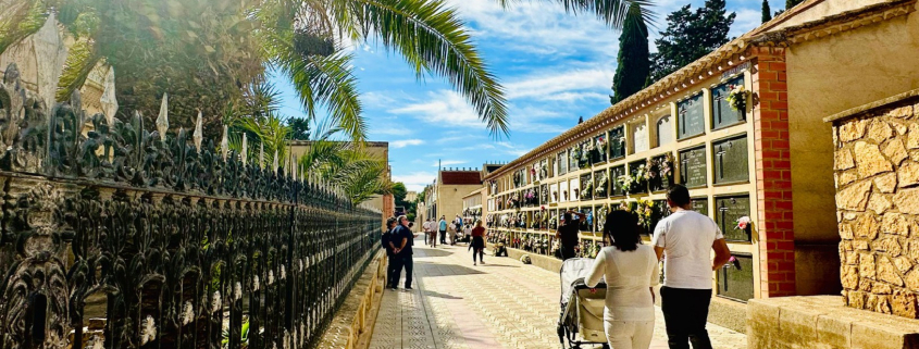 Lorca suma un nuevo producto y aumenta su oferta turística con visitas guiadas al cementerio de San Clemente