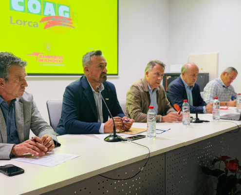 El alcalde muestra el apoyo del Ayuntamiento a la manifestación de agricultores y ganaderos prevista para el jueves: ''hay muchos motivos para defender la campaña''
