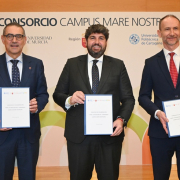 1769519519_imagen.jpeg Firma en el Palacio de San Esteban del convenio de colaboración que supone la creación del Consorcio Campus Mare Nostrum