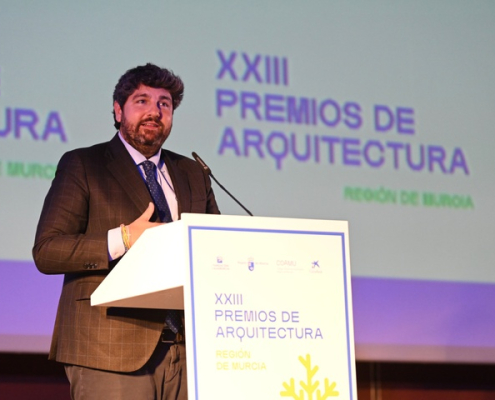 Fernando López Miras, durante la ceremonia de entrega de los XXIII Premios de Arquitectura de la Región de Murcia (2)