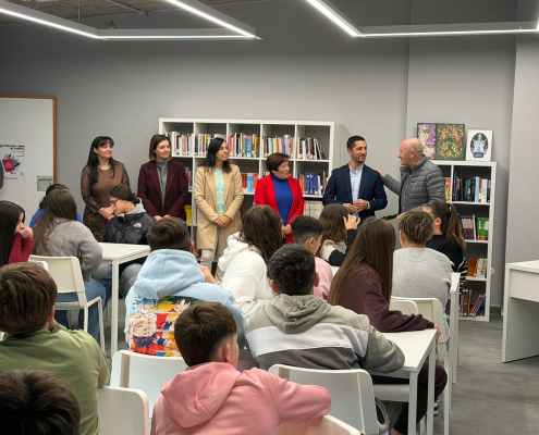 Inaugurada la renovada biblioteca del IES Europa