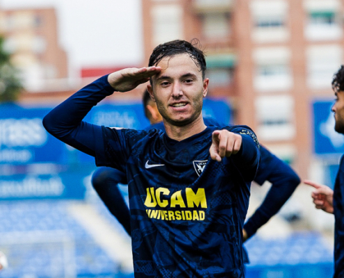 Celebración de Ale Marín ante Águilas FC