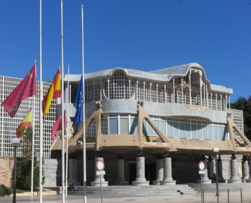 La Asamblea Regional de Murcia se suma al luto oficial decretado en España