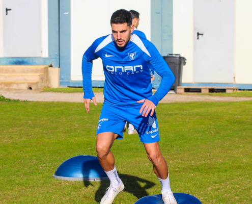 Iván Moreno - Entrenamiento - UCAM Murcia CF