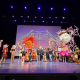 “Floral Dream” gana el primer premio en el concurso de disfraces de papel