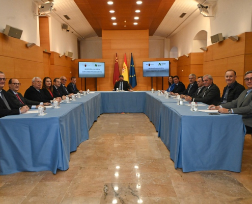 López Miras se reúne con la nueva directiva de Agrupal