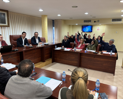 El Pleno da luz verde a la aprobación definitiva de un presupuesto que sitúa al Ayuntamiento de Águila...