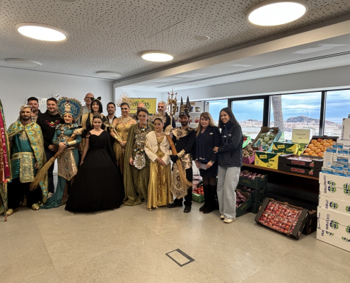 Los personajes del carnaval cobran su peso en productos locales