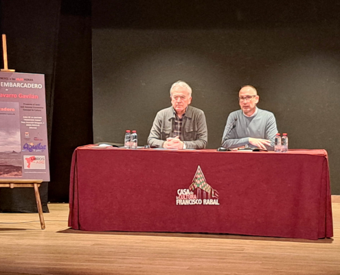 Miguel Navarro Gavilán presenta la novela a Águilas