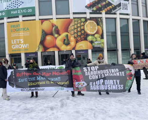 Manifestaciones contra el modelo agroindustrial de Fruit Logistica