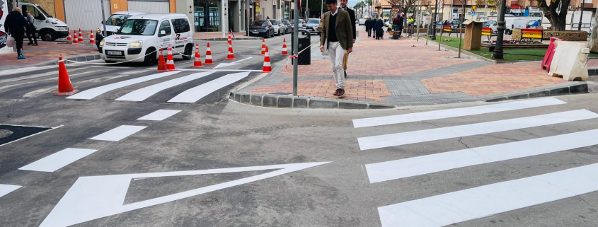 Vía Pública Mejora la seguridad peatonal en Avenida de Granada Visita fase final obras Foto1