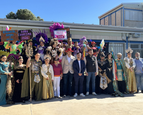 Personajes del Carnaval visitan el colegio Ramón y Cajal