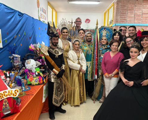 El colegio Joaquín Tendero celebra el Carnaval con un concurso de sombreros