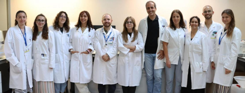 Investigadores de la UCAM, Hospital General Universitario de Santa Lucía e IMIB en los laboratorios del Hospital General Universitario de Santa Lucía.