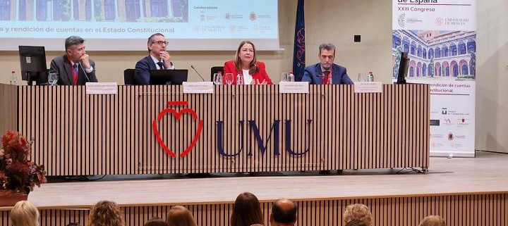 Visitación Martínez: “La democracia se basa en la confianza de los ciudadanos en sus instituciones”