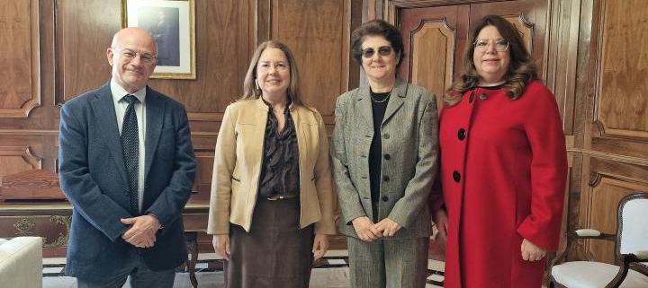 Visita institucional a la Academia de Farmacia Santa María de España de la Región de Murcia