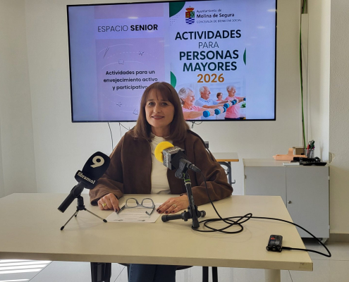 B. Social 'Espacio Senior' y 'Dinamización Asociaciones Mayores' Foto