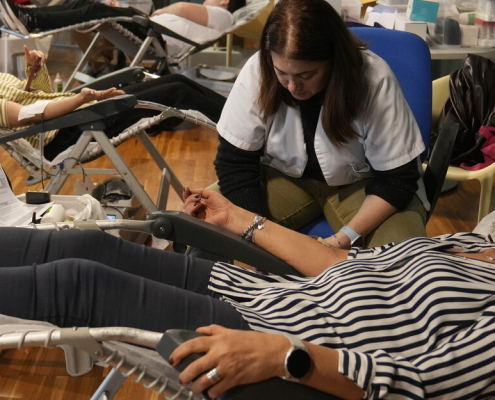 Más de medio millar de alumnos donan sangre en la UMU