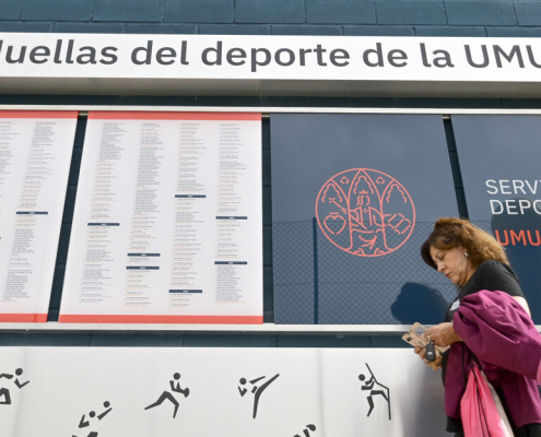 Un mural para dejar huella de los éxitos deportivos de la UMU