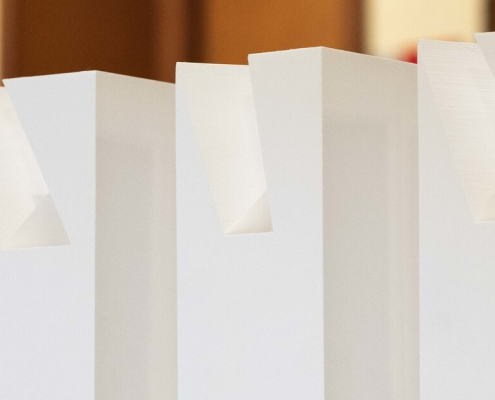 El Área de Investigación, el CEUM y la profesora Dorothy Estrada reciben las Distinciones de Igualdad 2026