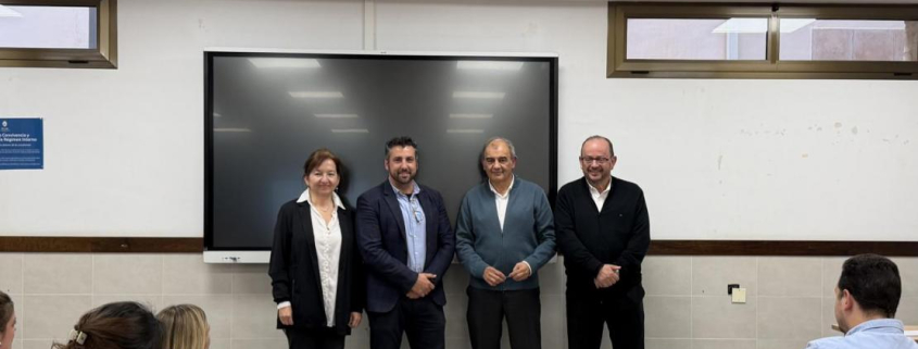 De izquierda a derecha, Elena Díaz, José Luis Mendoza, Juan Antonio Pedreño y Víctor Meseguer, durante la entrega del Premio Transfer-ES
