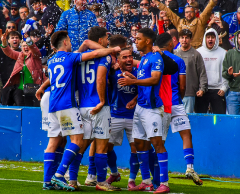 Celebración del gol del Linares Deportivo