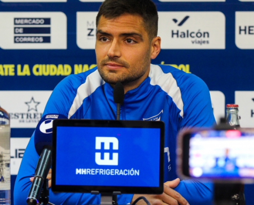 JAvi Ramírez durante una conferencia de prensa