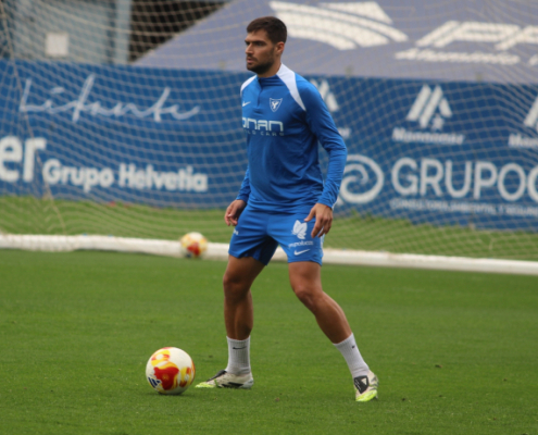 Javi Ramírez durante un entrenamiento en La Condomina