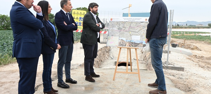 López Miras visita las obras del segundo tramo del Colector Sur de Lorca