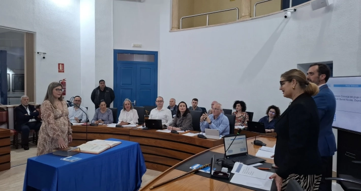 El Pleno aprueba establecer el 14 de mayo y el 14 de septiembre como festivos locales para 2027