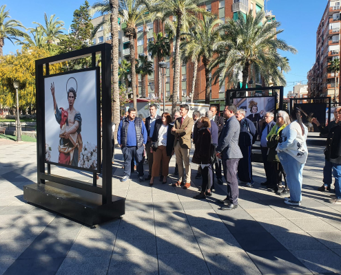 S.Santa Molina 2026 Exposición al aire libre en Parque de la Compañía Inauguración Foto1