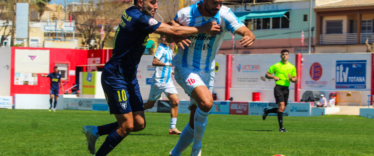 Iván Moreno durante la celebración del FC La Unión Atlético - UCAM Murcia CF