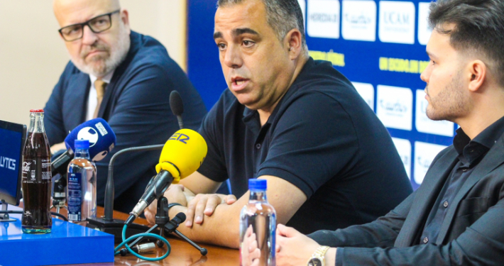 Germán Crespo durante la rueda de prensa ante el UCAM Murcia CF - Real Jaén