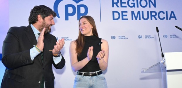 Ester Muñoz, impuestos, autónomos, Feijóo, Junta Directiva Regional,