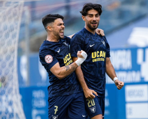 Celebración de Alvarito y Soto en el estadio Heredia 21 La Condomina