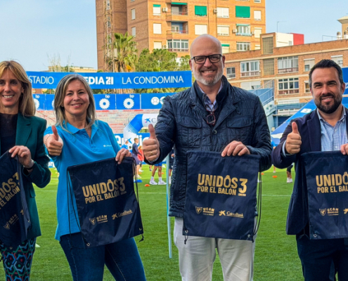 Foto de familia de la tercera edición de Unidos por el Balón