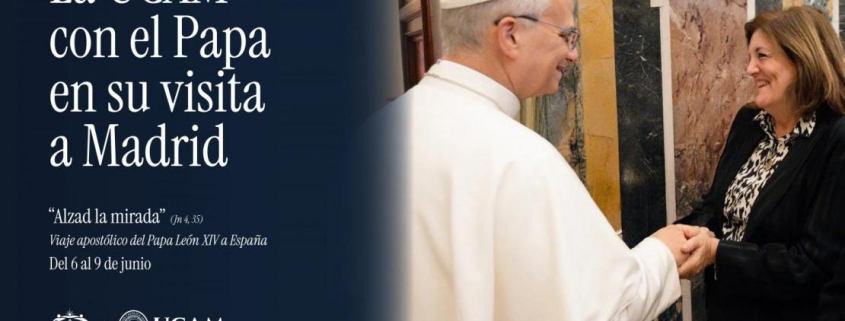 León XIV durante su primer encuentro con María Dolores García, presidenta de la UCAM