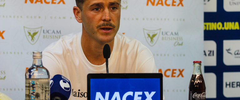 Conferencia de prensa de Urcelay